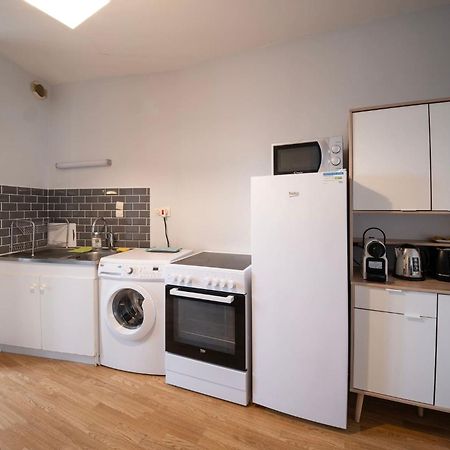 Grand Studio ✰ 35M² ✰ Centre ✰ 4Pers/2Lits ✰ Cuisine ✰ Wifi Candé 외부 사진